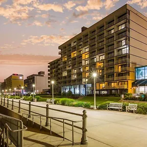 Hotel Coastal & Virginia - Oceanfront, Virginia Beach